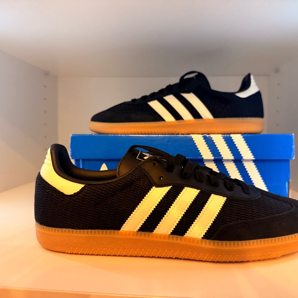 NWT Black Adidas Samba OG